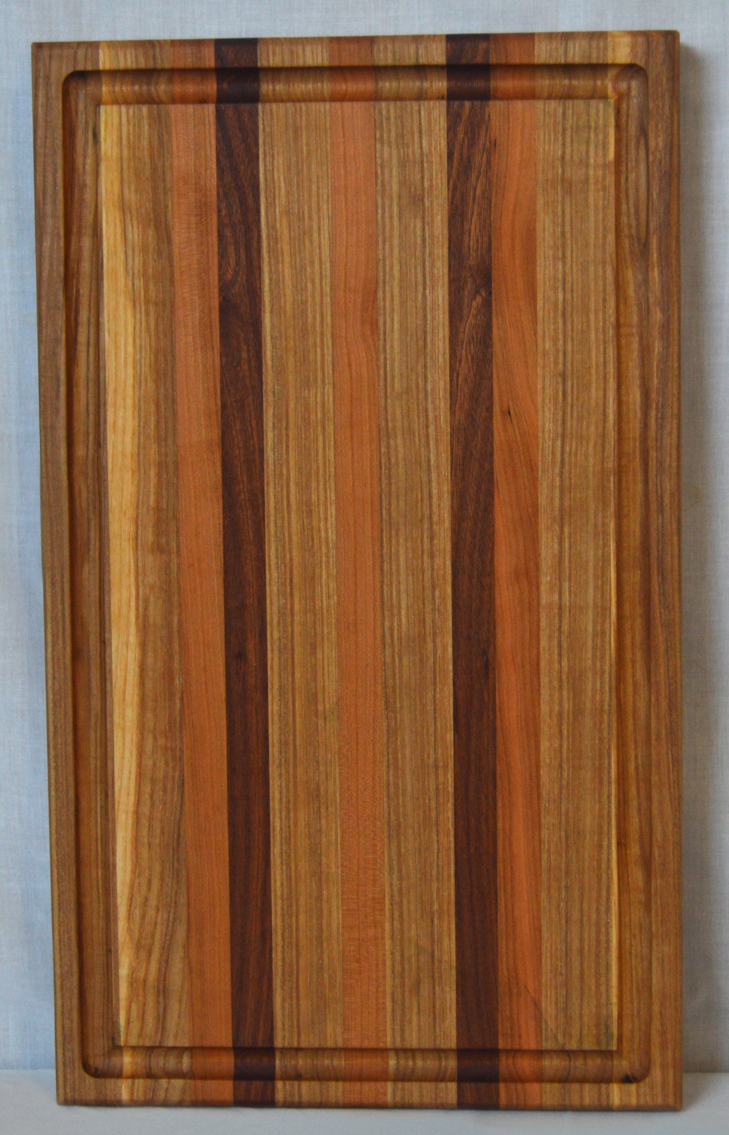 Edge Grain Cutting Board